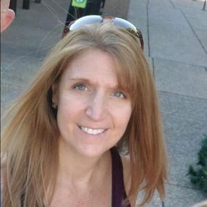 Meet your Posher, Pam